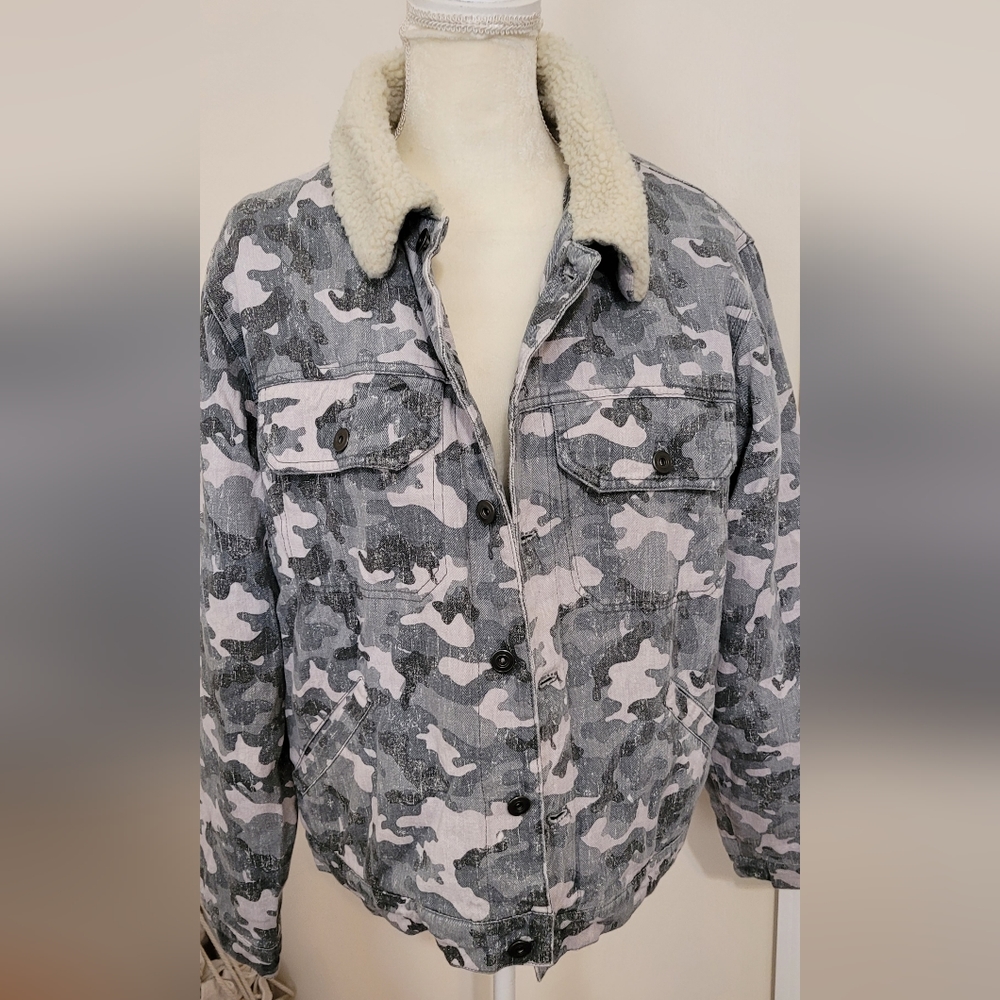 Camo jacket/coat